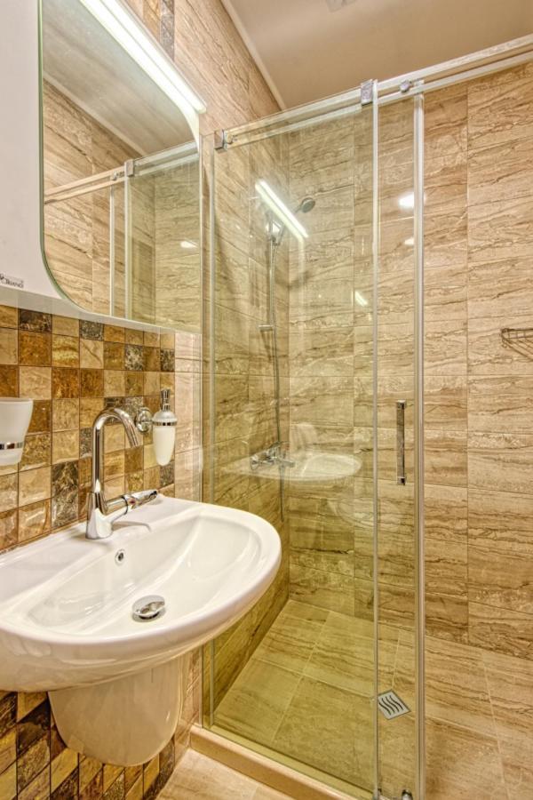 Къща За Гости Relax Hisarya Eksteriør billede